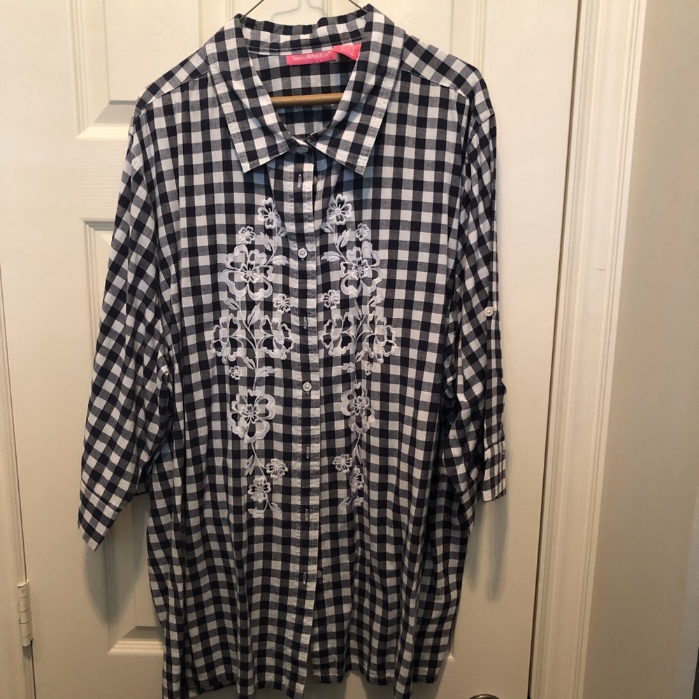 Women’s blouse